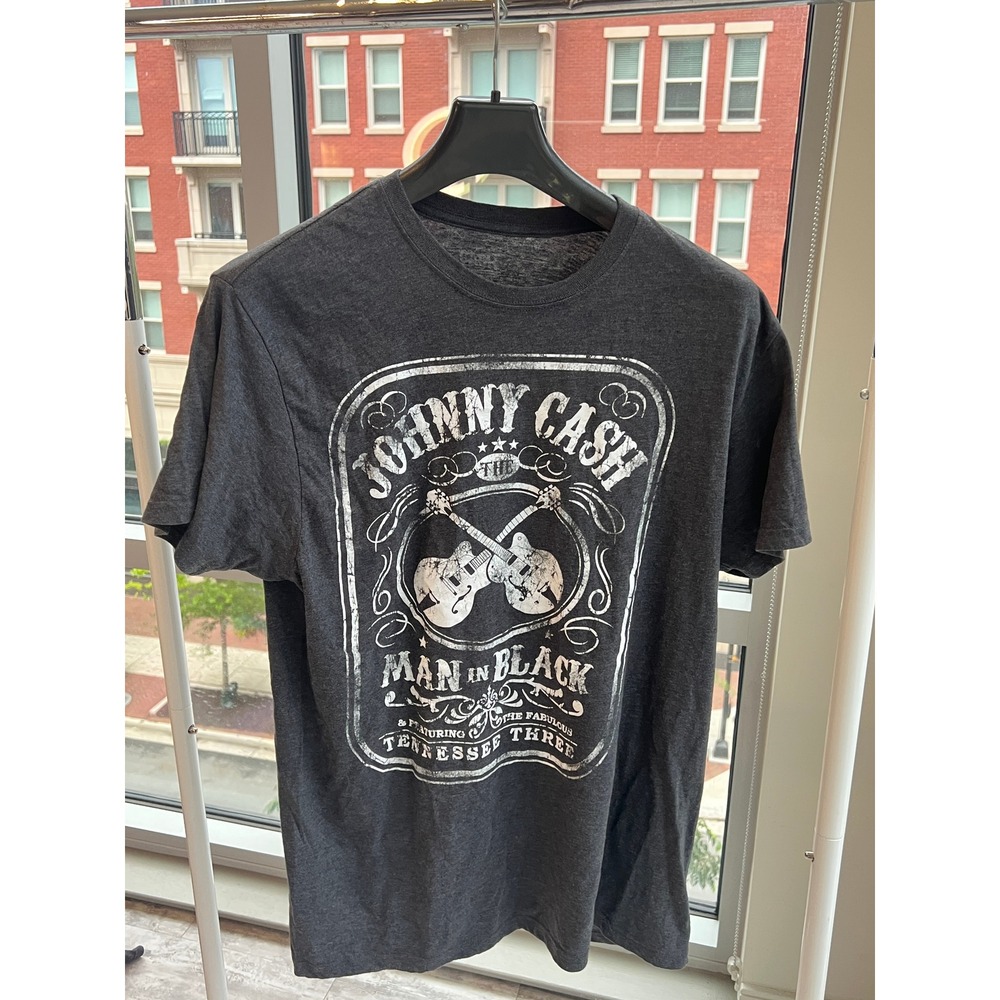 Johnny Cash Man in Black Graphic T-Shirt Mens XL Charcoal Gray Tennessee Three